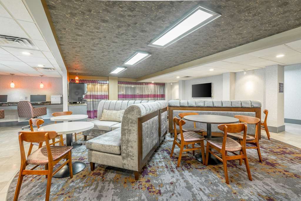 District 3 Hotel, Ascend Hotel Collection Chattanooga Interior photo